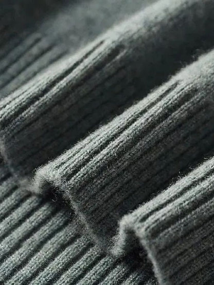 100% Merino Wool Turtleneck Sweater - Cross & Crown