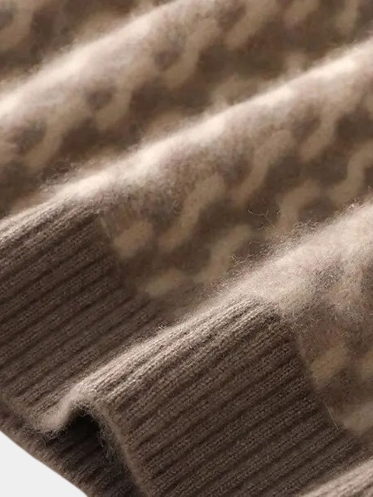 100% Wool Geometric Crew Neck Pullover Sweater - Cross & Crown