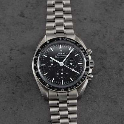 Speedmaster Moonwatch Professional Sapphire 42mm - Black on Bracelet