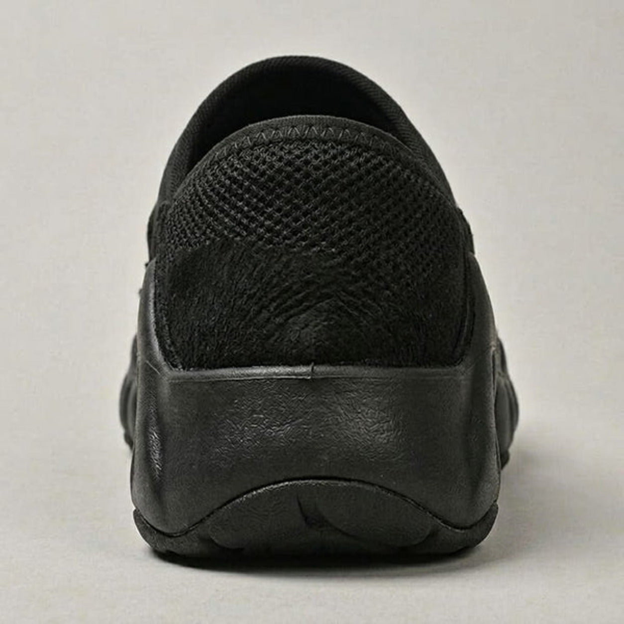 Amos™ Cushioned Slip-On Canvas Sneakers | Spaydes