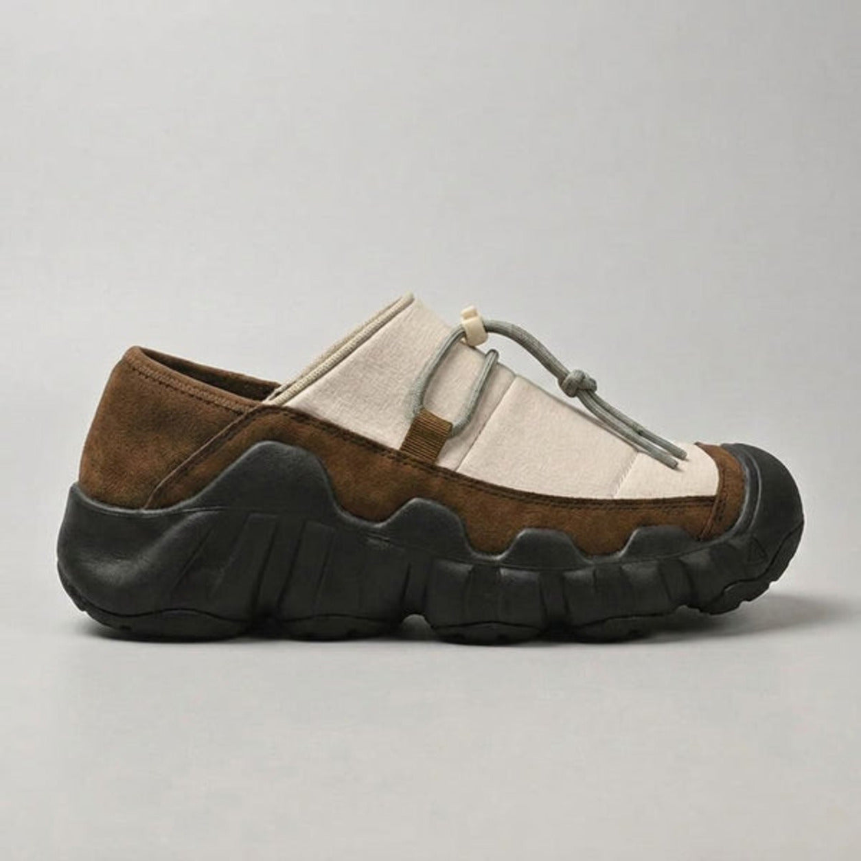 Amos™ Cushioned Slip-On Canvas Sneakers | Spaydes