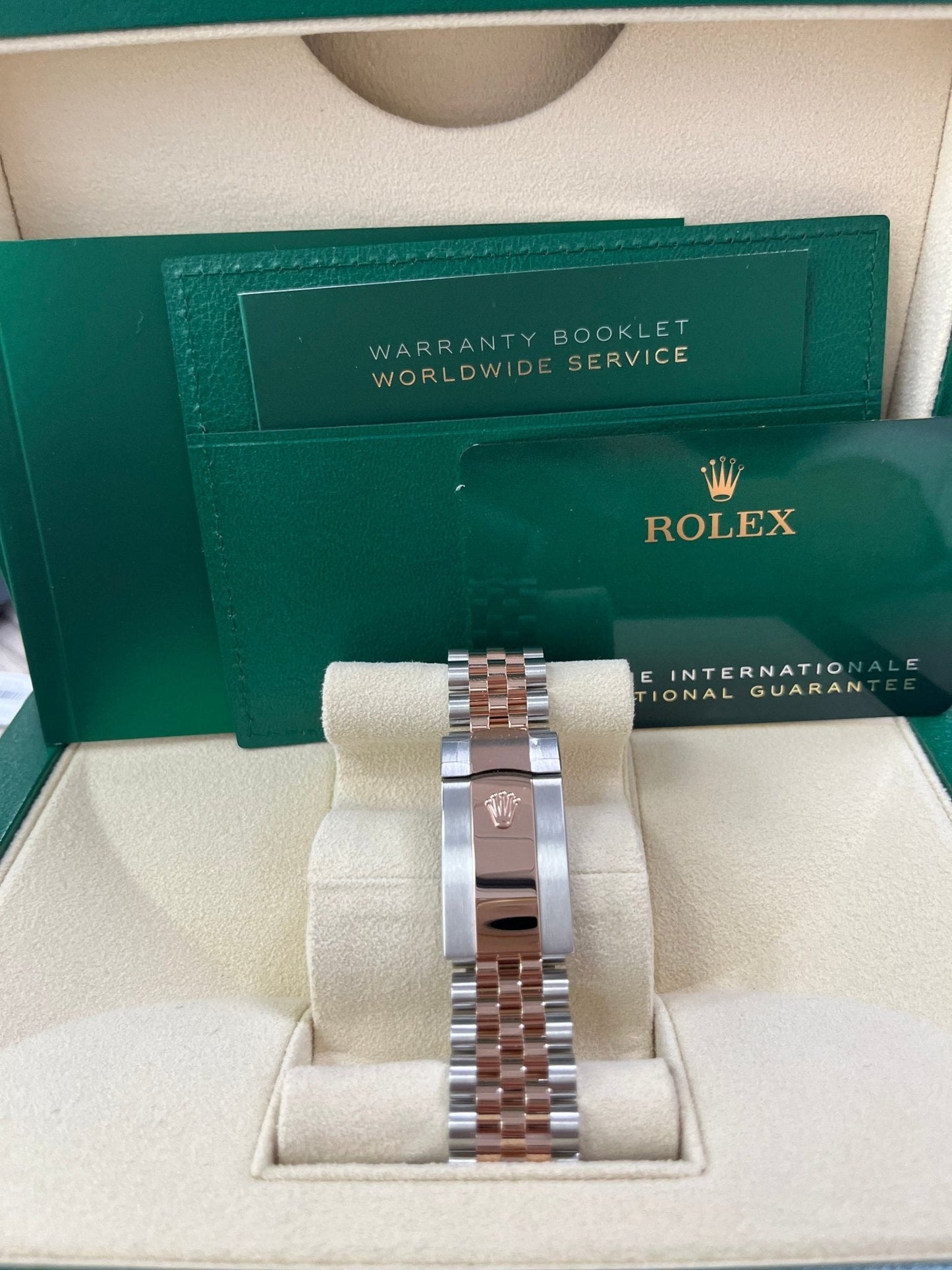 Rolex Datejust 41 Steel and Everose Rolesor  Fluted Bezel Sundust Index Dial Jubilee Bracelet 126331